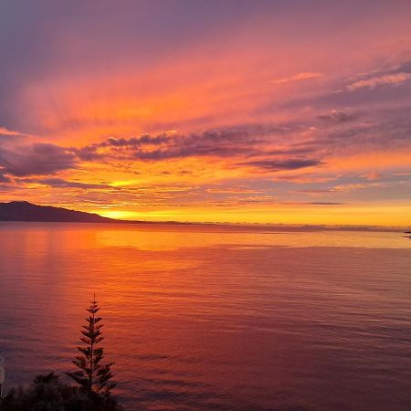 Seaside View Apartment Sarande Bagian luar foto