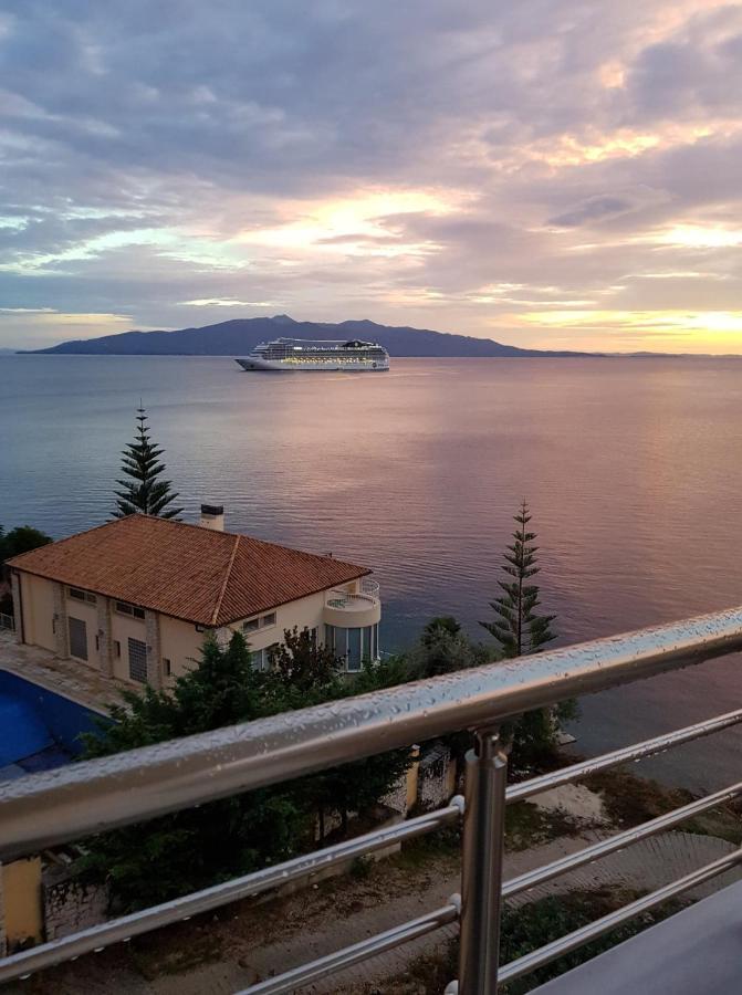 Seaside View Apartment Sarande Bagian luar foto