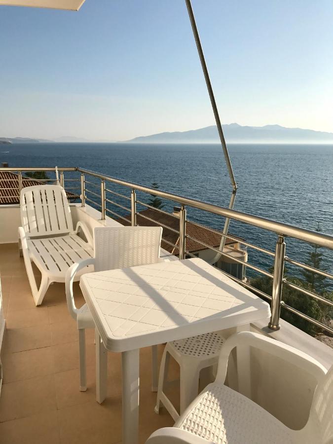 Seaside View Apartment Sarande Bagian luar foto